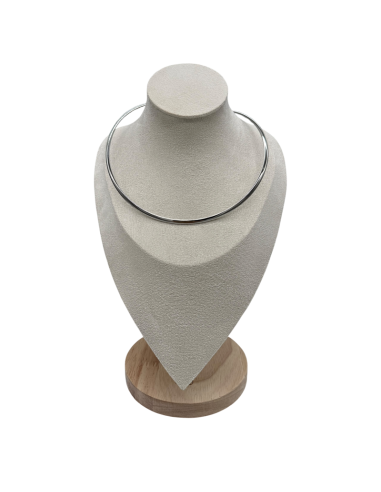 Collana rigida chocker