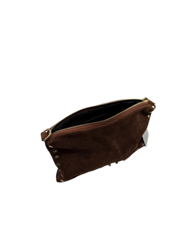 Pochette camoscio e borchie